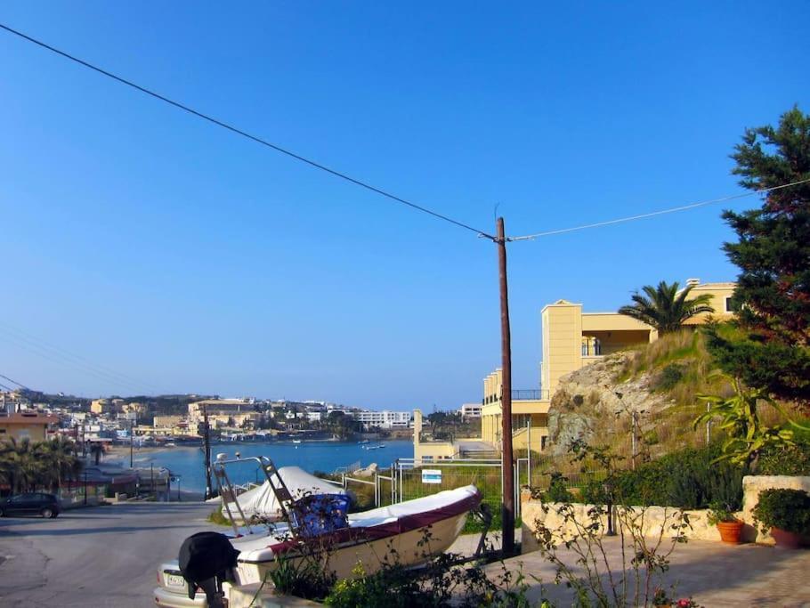 Lenico Beachfront Suites Agia Pelagia  Exterior foto