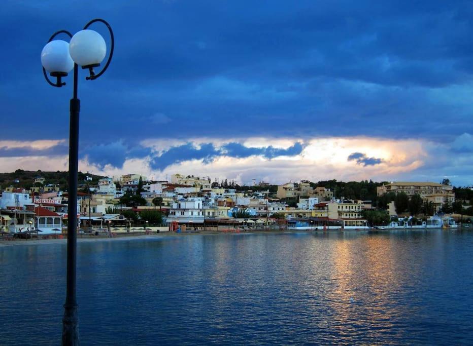 Lenico Beachfront Suites Agia Pelagia  Exterior foto